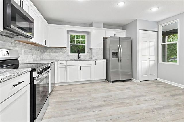 2421 N 72ND Street, Kansas City, KS 66109