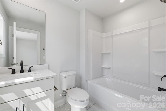 407 Alameda Way, Matthews, NC 28104