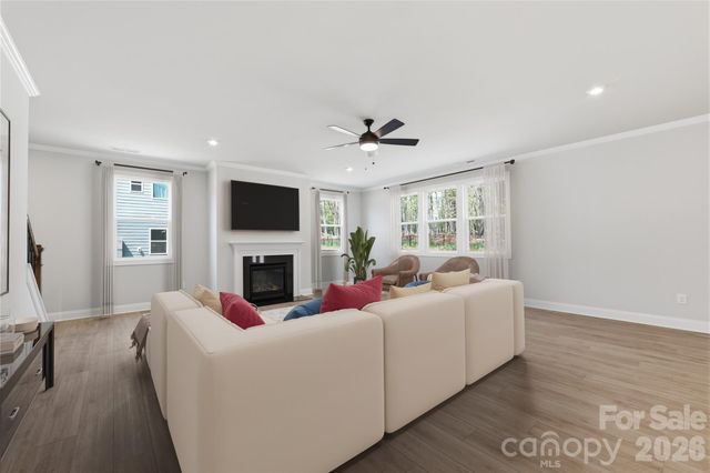 407 Alameda Way, Matthews, NC 28104