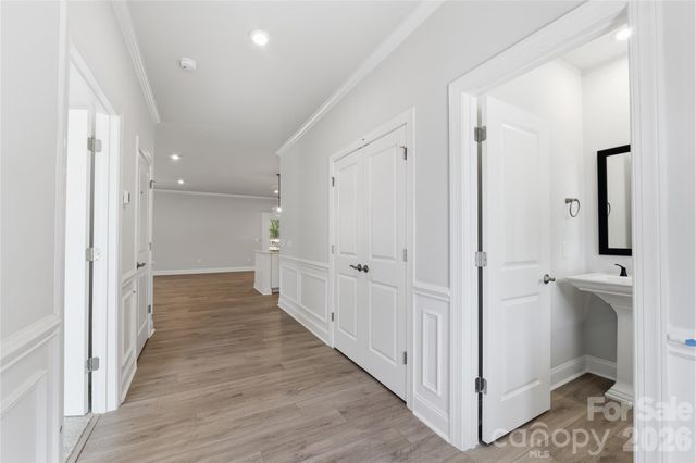407 Alameda Way, Matthews, NC 28104