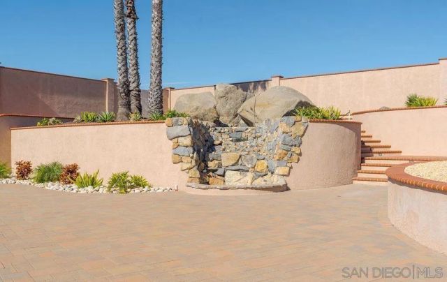 672 CHATEAU PLACE, Escondido, CA 92029