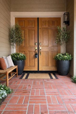 672 CHATEAU PLACE, Escondido, CA 92029