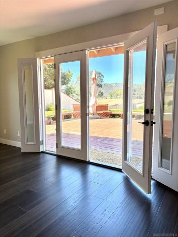 672 CHATEAU PLACE, Escondido, CA 92029