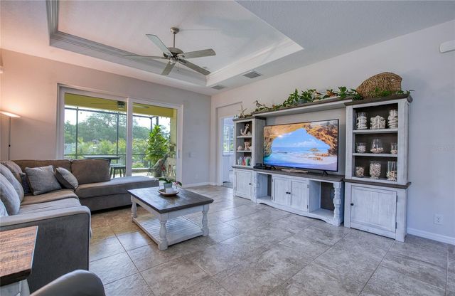 8099 PINE CREST STREET, Seminole, FL 33777
