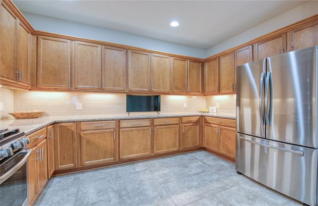 8099 PINE CREST STREET, Seminole, FL 33777