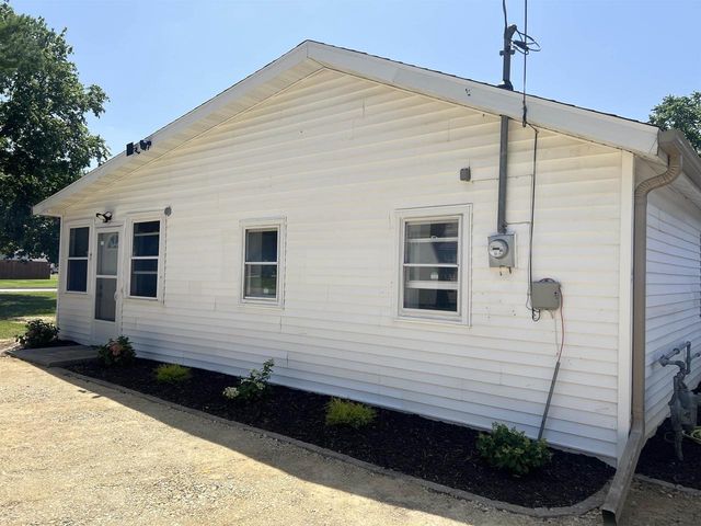 2126 Park Avenue, Beloit, WI 53511