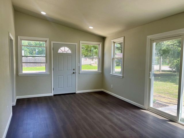 2126 Park Avenue, Beloit, WI 53511