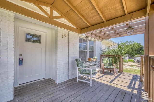 400 Sunset Ave, Pensacola, FL 32507