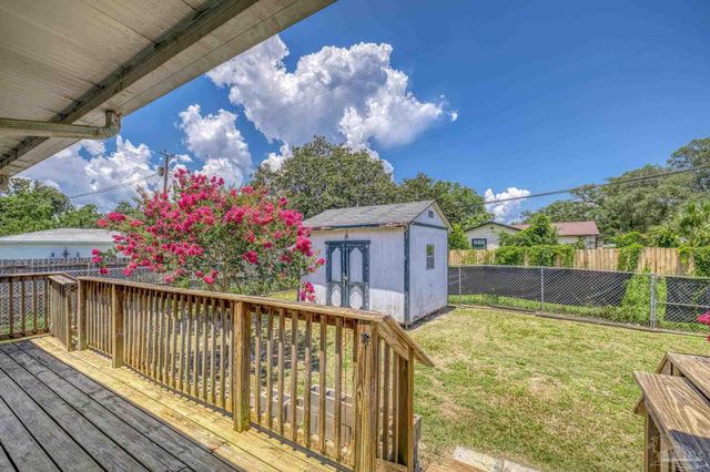400 Sunset Ave, Pensacola, FL 32507