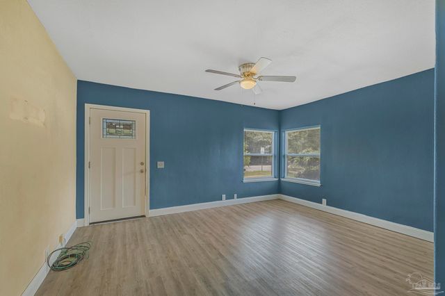 400 Sunset Ave, Pensacola, FL 32507