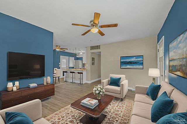 400 Sunset Ave, Pensacola, FL 32507