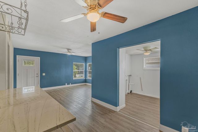 400 Sunset Ave, Pensacola, FL 32507