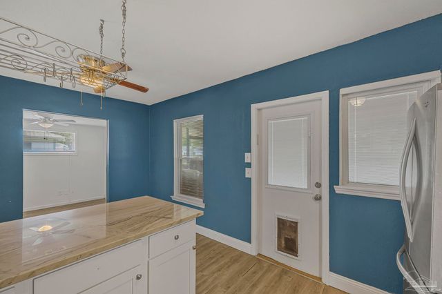 400 Sunset Ave, Pensacola, FL 32507