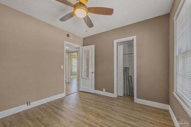 400 Sunset Ave, Pensacola, FL 32507
