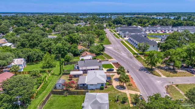 400 Sunset Ave, Pensacola, FL 32507