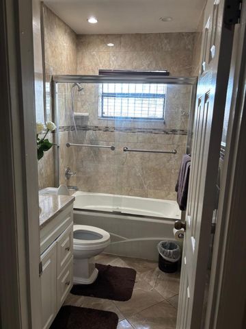 4115 NW 191st Ter, Miami Gardens, FL 33055