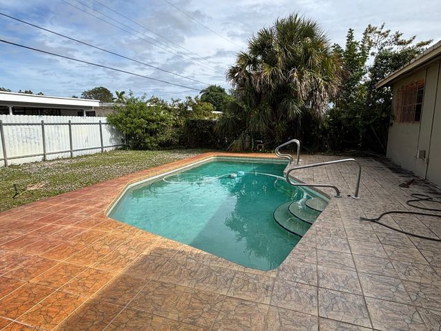 4115 NW 191st Ter, Miami Gardens, FL 33055