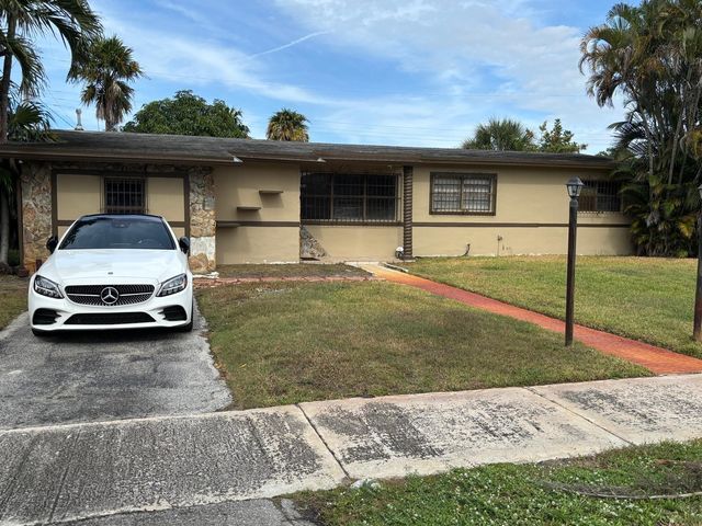 4115 NW 191st Ter, Miami Gardens, FL 33055