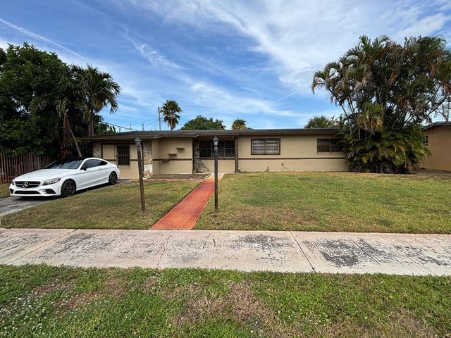 4115 NW 191st Ter, Miami Gardens, FL 33055