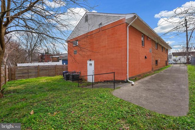 4510 BROOKS ST NE, Washington, DC 20019