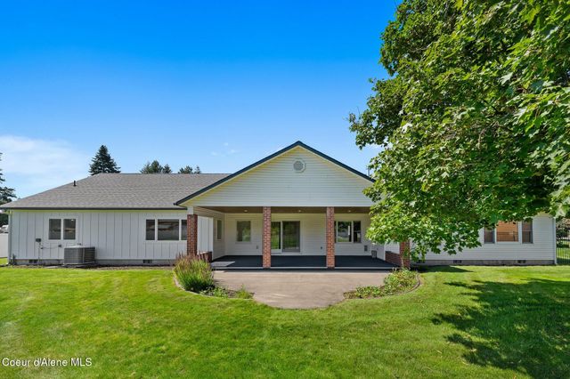 6672 N 4th ST, Dalton Gardens, ID 83815