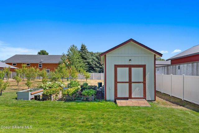 6672 N 4th ST, Dalton Gardens, ID 83815