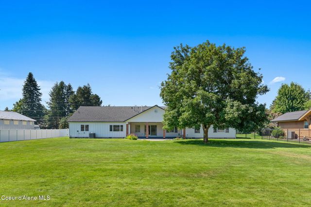 6672 N 4th ST, Dalton Gardens, ID 83815