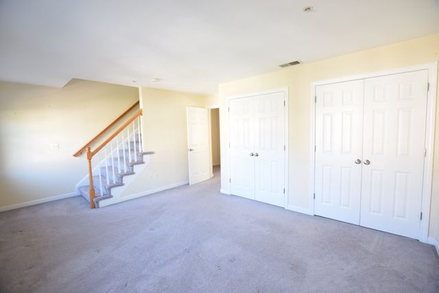 1975 Middlesex St 28, Lowell, MA 01851