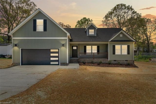 3903 Daye Drive, Greensboro, NC 27407