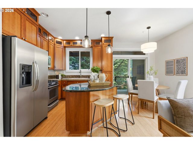 9490 Sw 153RD Ave, Beaverton, OR 97007
