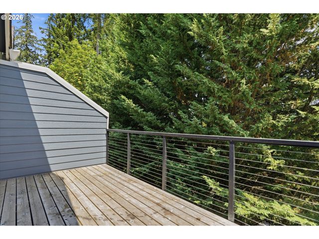 9490 Sw 153RD Ave, Beaverton, OR 97007