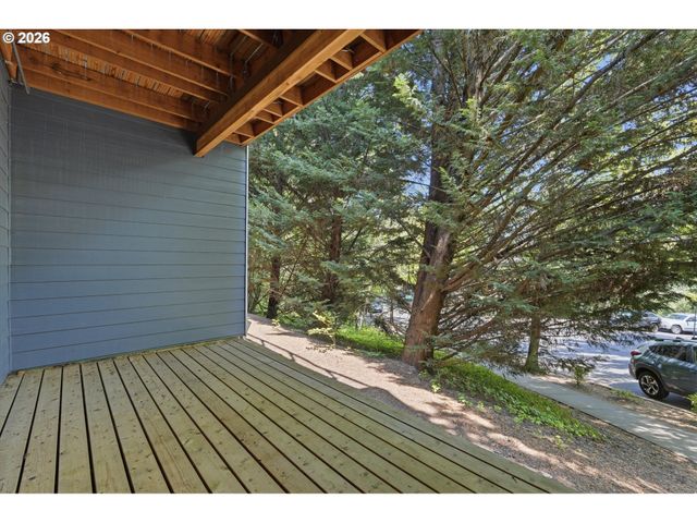 9490 Sw 153RD Ave, Beaverton, OR 97007