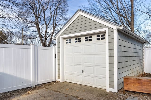 724 East Street, Dedham, MA 02026