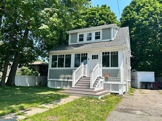 724 East Street, Dedham, MA 02026