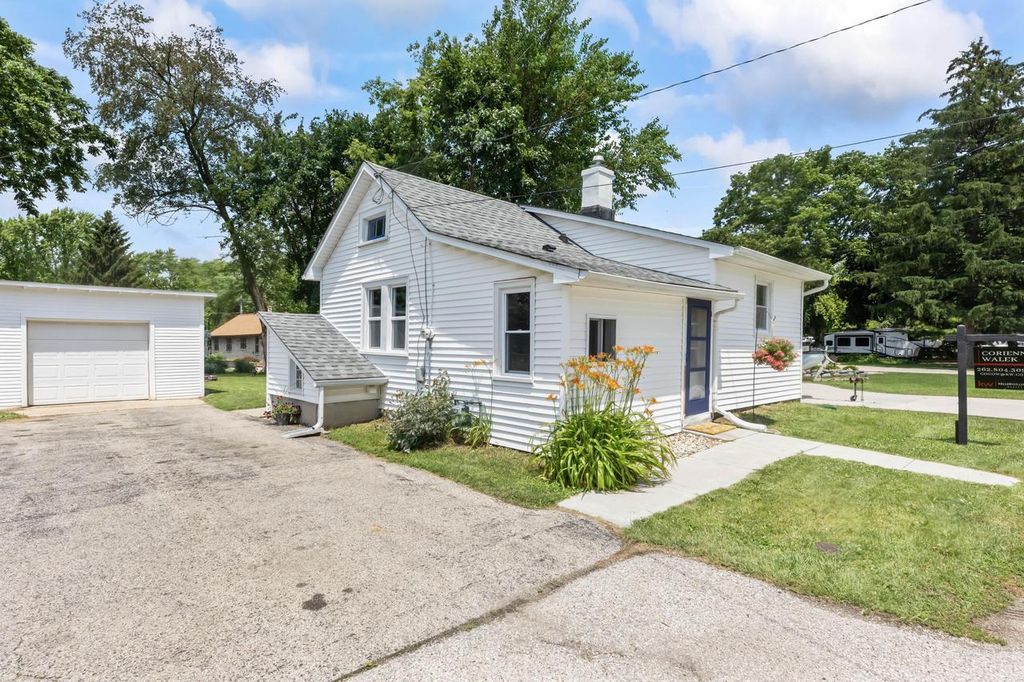 W347N5133 Road Q #Okauchee, Okauchee, WI 53069