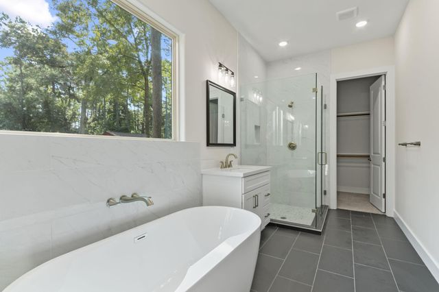 22403 Meadowsweet Drive, Magnolia, TX 77355