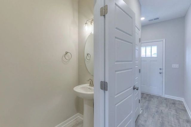 4332 Spyglass Dr, Murfreesboro, TN 37127