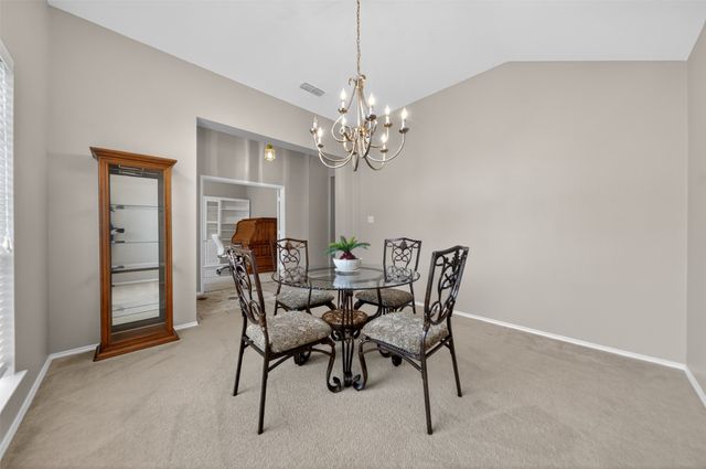 514 Noah Lane, Lindale, TX 75771