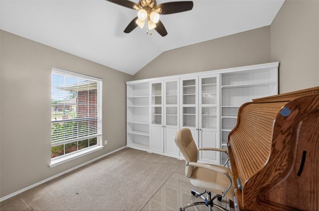 514 Noah Lane, Lindale, TX 75771