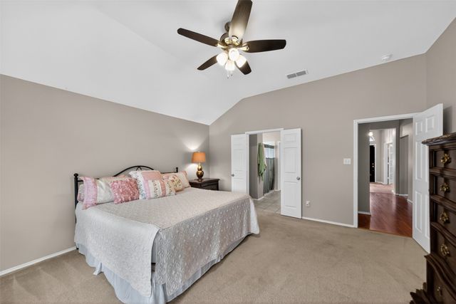 514 Noah Lane, Lindale, TX 75771