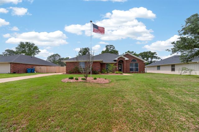 514 Noah Lane, Lindale, TX 75771