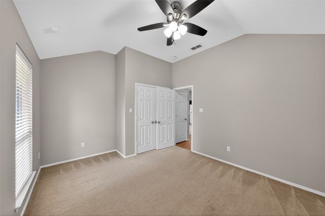 514 Noah Lane, Lindale, TX 75771