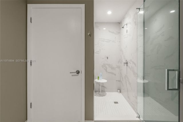 851 NE 1st Ave 4207, Miami, FL 33132