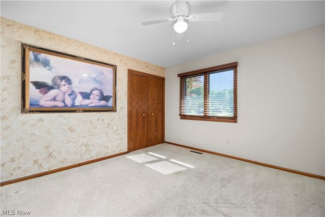 8636 Scarlet Oak Lane, Parma, OH 44130
