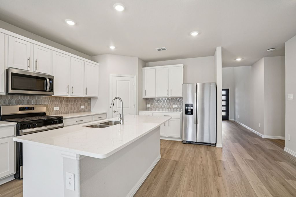 411 Midnight Oak Drive, Mckinney, TX 75069