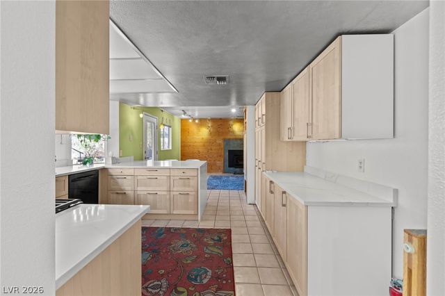 5914 West Twain Avenue, Las Vegas, NV 89103