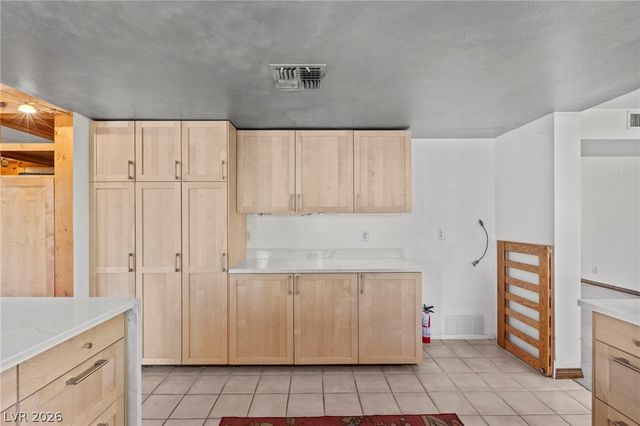 5914 West Twain Avenue, Las Vegas, NV 89103