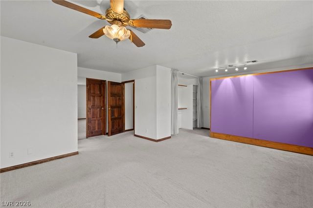 5914 West Twain Avenue, Las Vegas, NV 89103