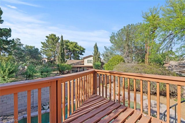 5914 West Twain Avenue, Las Vegas, NV 89103