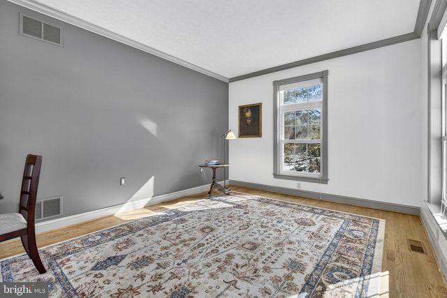 256 CLIFFSIDE DR, Edinburg, VA 22824